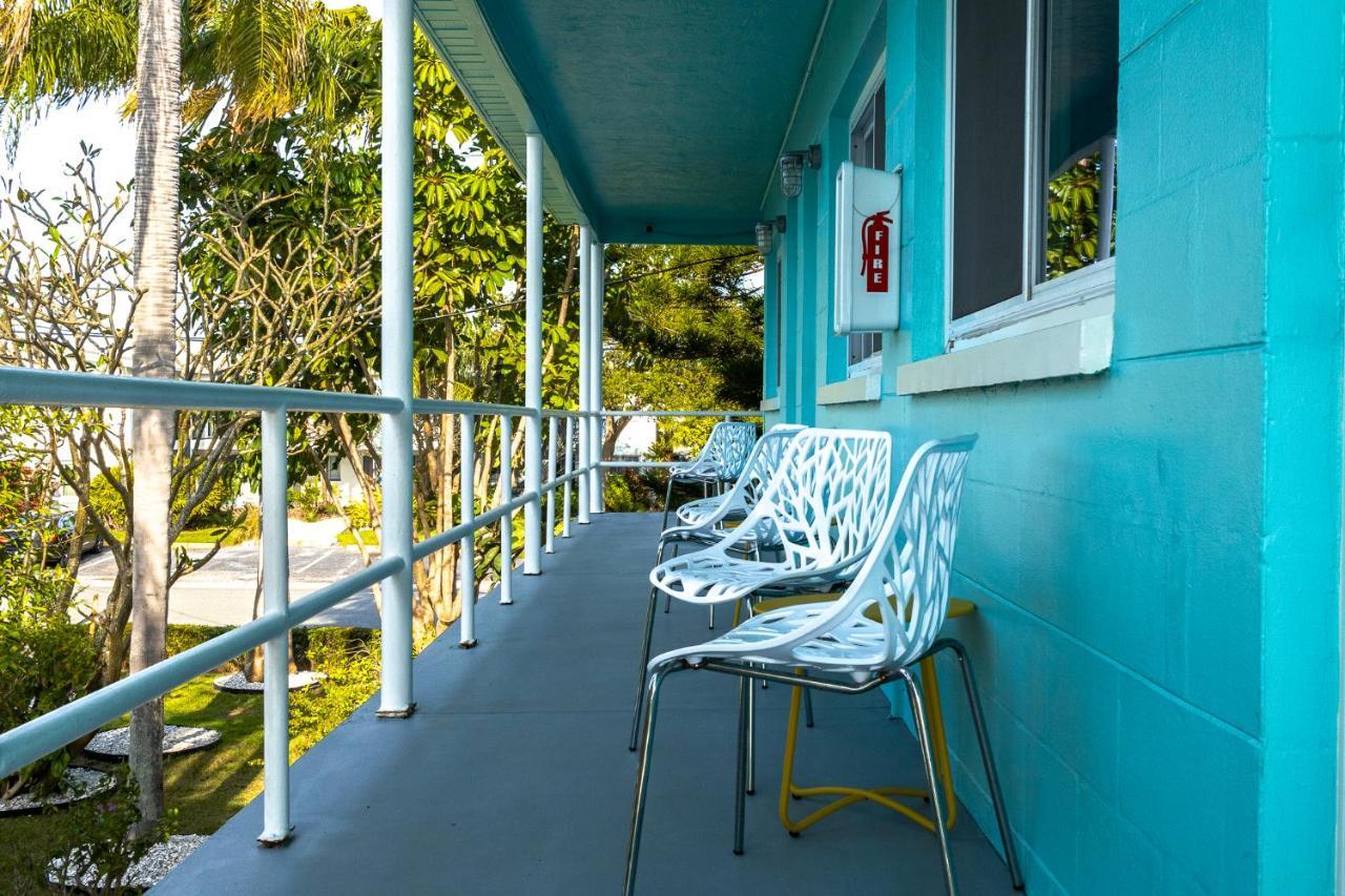 Sea Jay Motel And Marina (Adults Only) St. Pete Beach Eksteriør billede