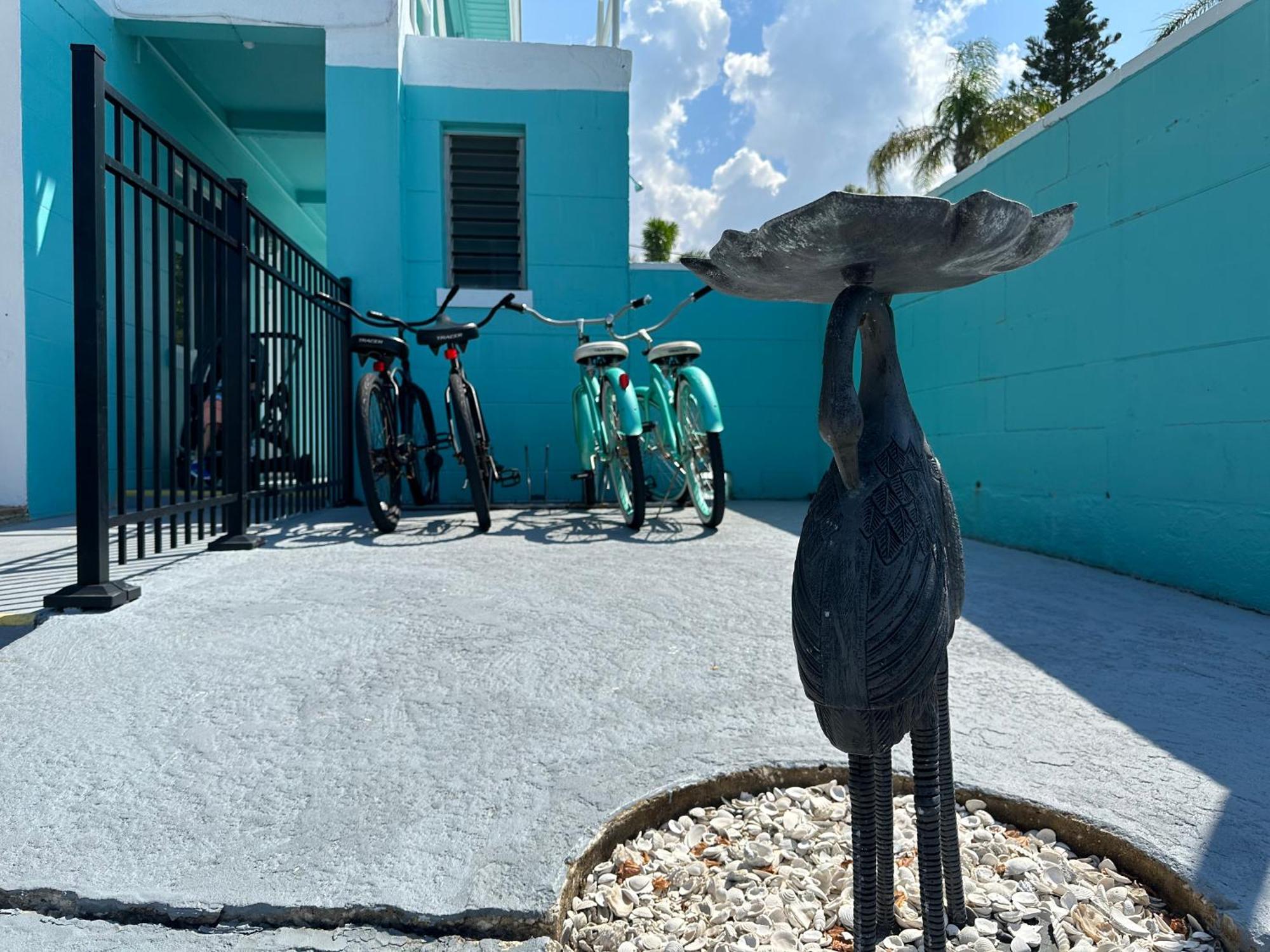 Sea Jay Motel And Marina (Adults Only) St. Pete Beach Eksteriør billede