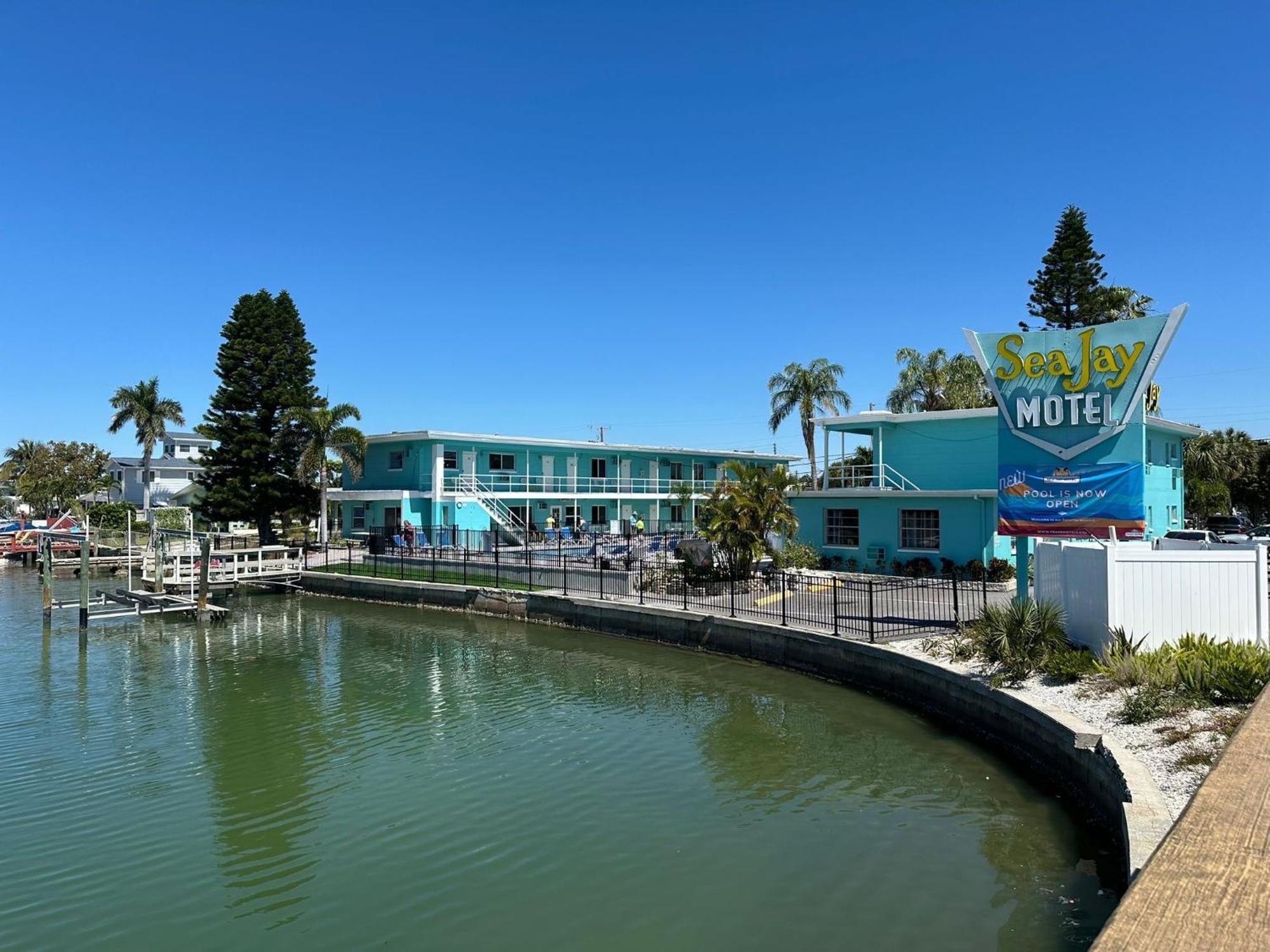 Sea Jay Motel And Marina (Adults Only) St. Pete Beach Eksteriør billede