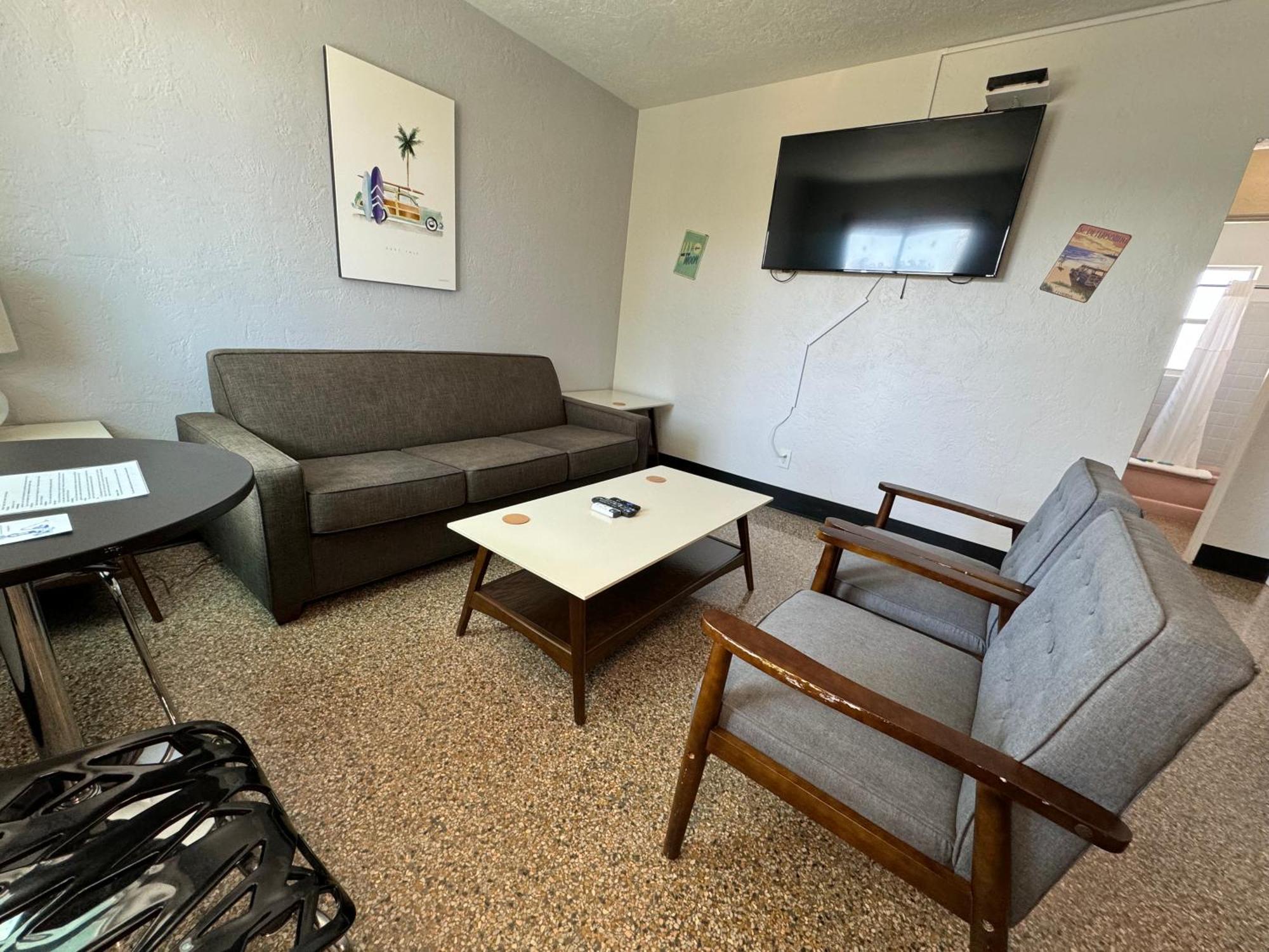 Sea Jay Motel And Marina (Adults Only) St. Pete Beach Eksteriør billede